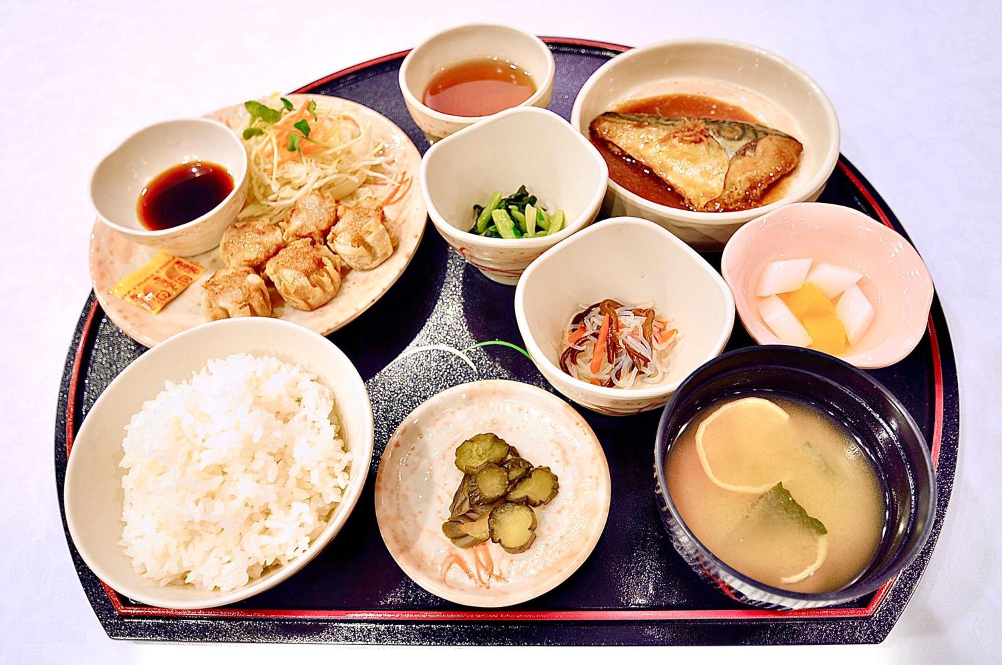 Okayama Universal Hotel Annex 2 Bagian luar foto